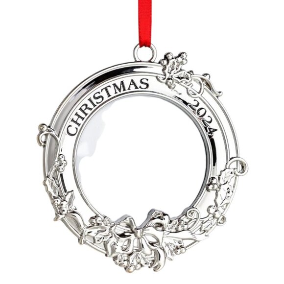 Set of 2 Christmas Silver 3.5" x 3.5" Round Photo Frame Engraved Tree Ornament - Picture 2 of 11